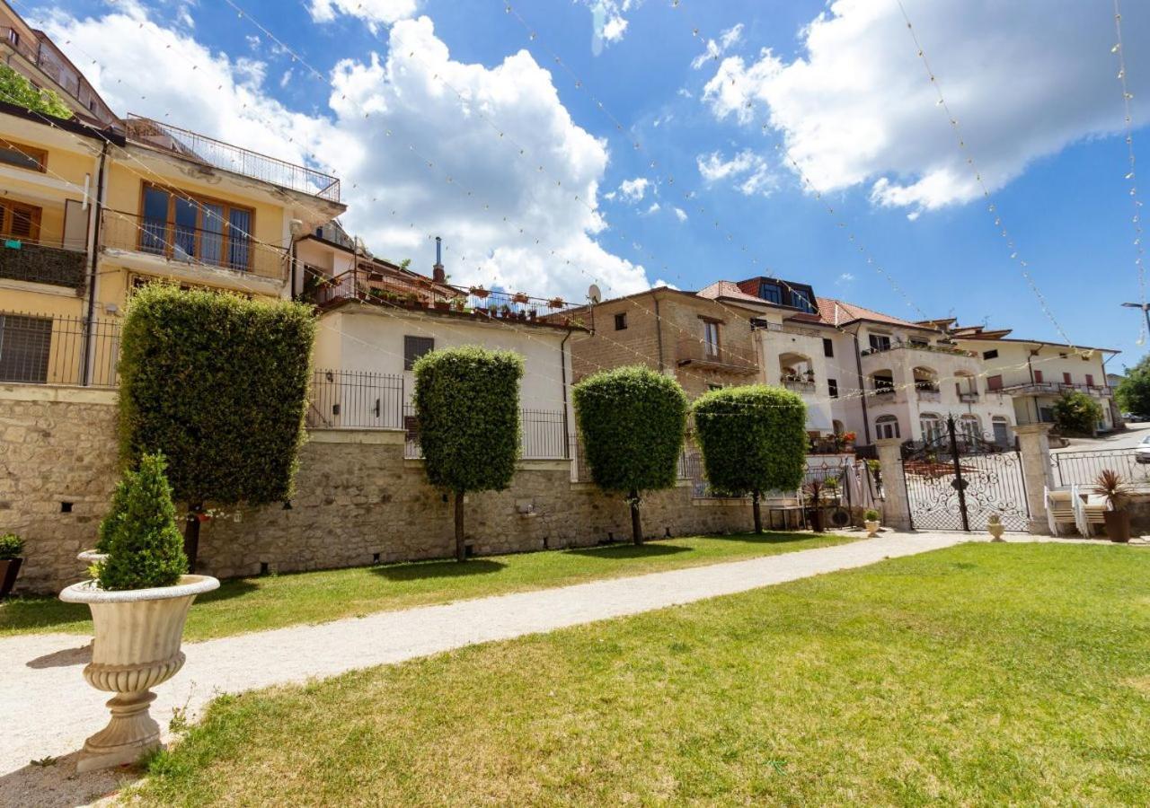 Palazzo Vittoli - Irpinia Castelfranci Exterior foto